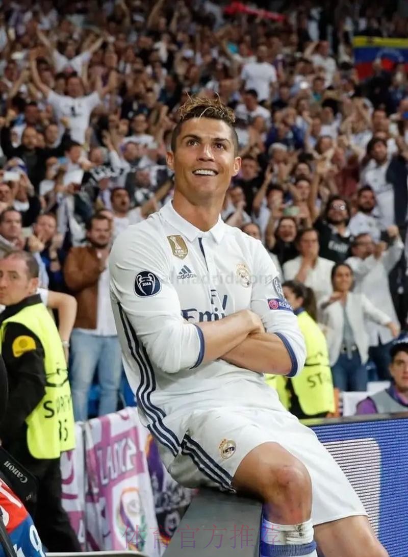 C罗提议最低薪水在皇马踢到6月 但后者排除签他可能 C罗提议最低薪水在皇马踢到6月 但后者排除签他可能